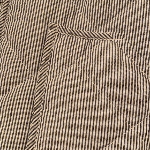 Cute striped quilted vest - Picture 2 of 3